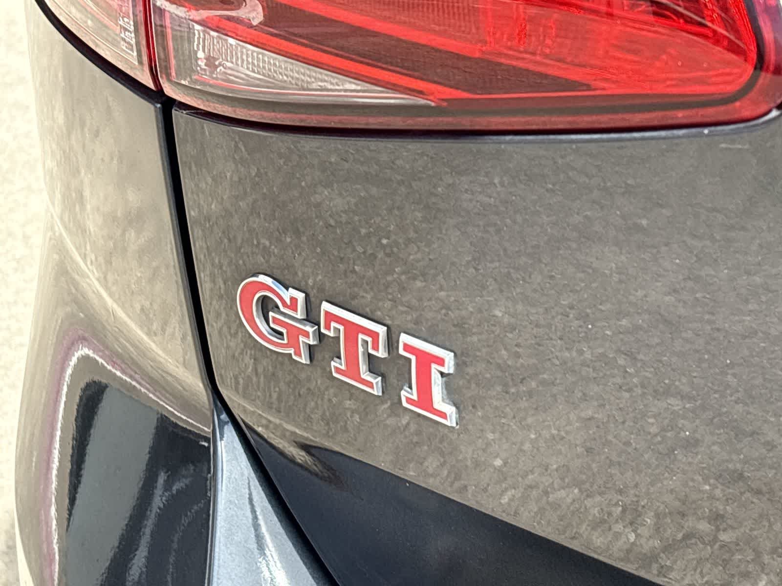 2017 Volkswagen Golf GTI S 7