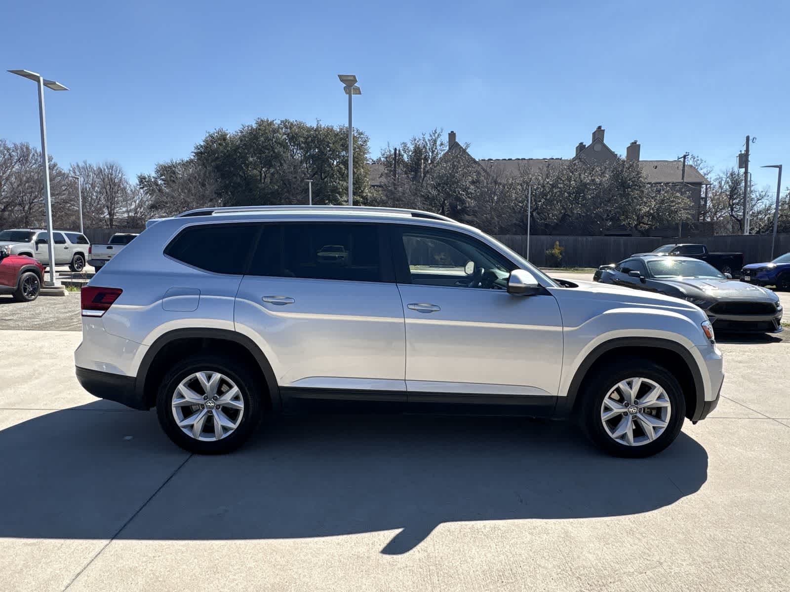 Thumbnail: 2018 Volkswagen Atlas - 15