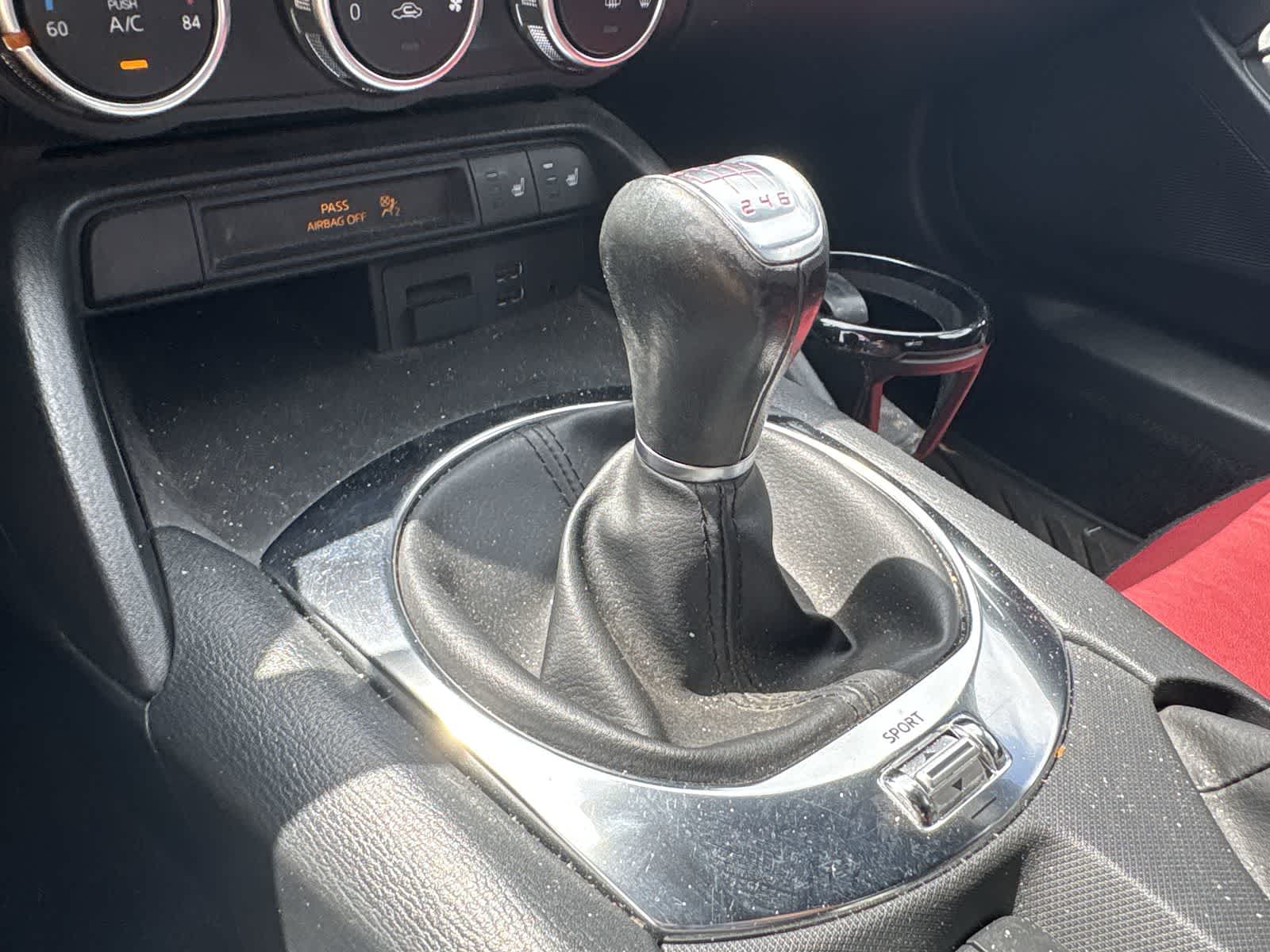 Thumbnail: 2019 Fiat 124 Spider - 16
