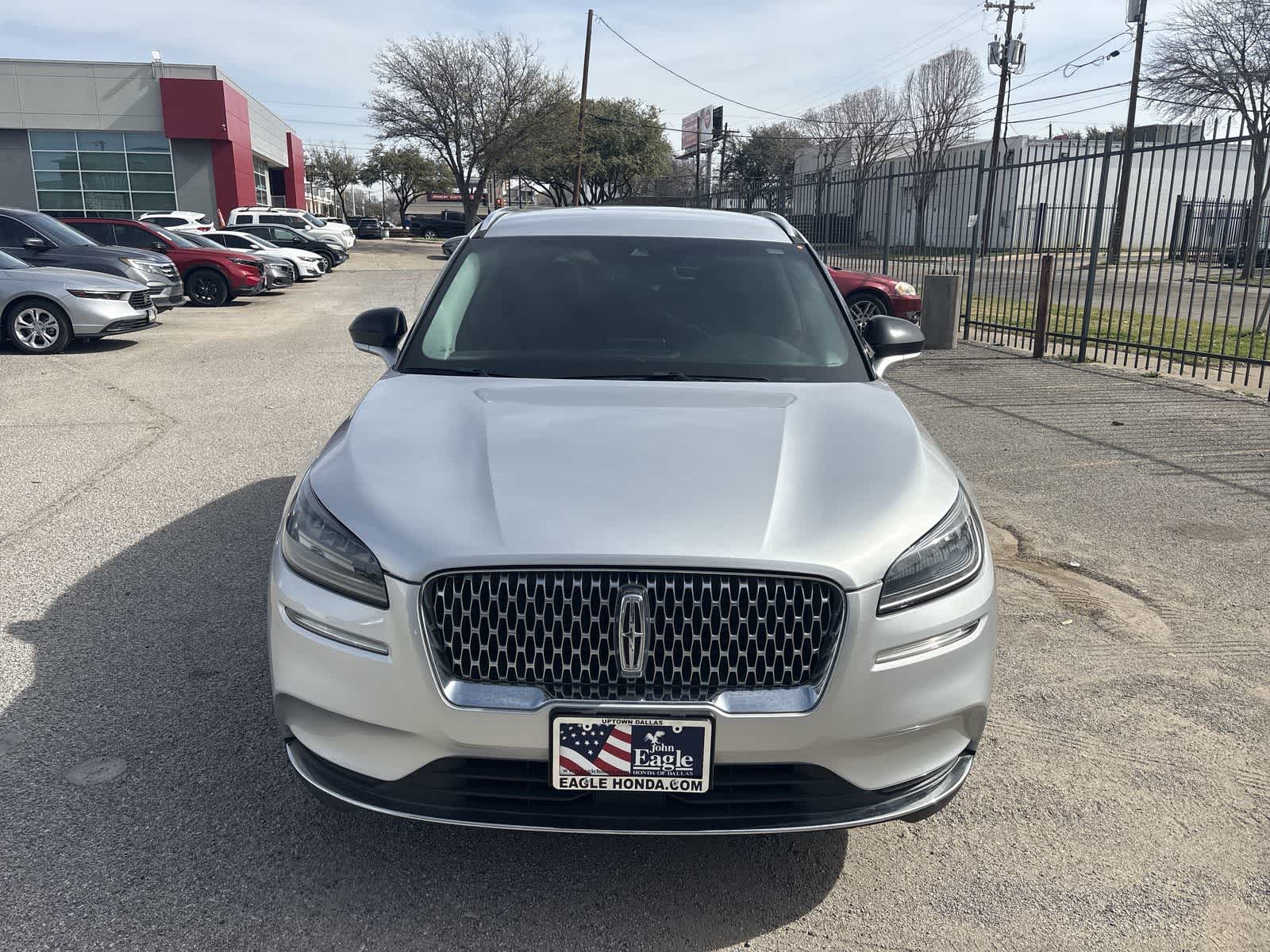 Thumbnail: 2020 Lincoln Corsair - 16