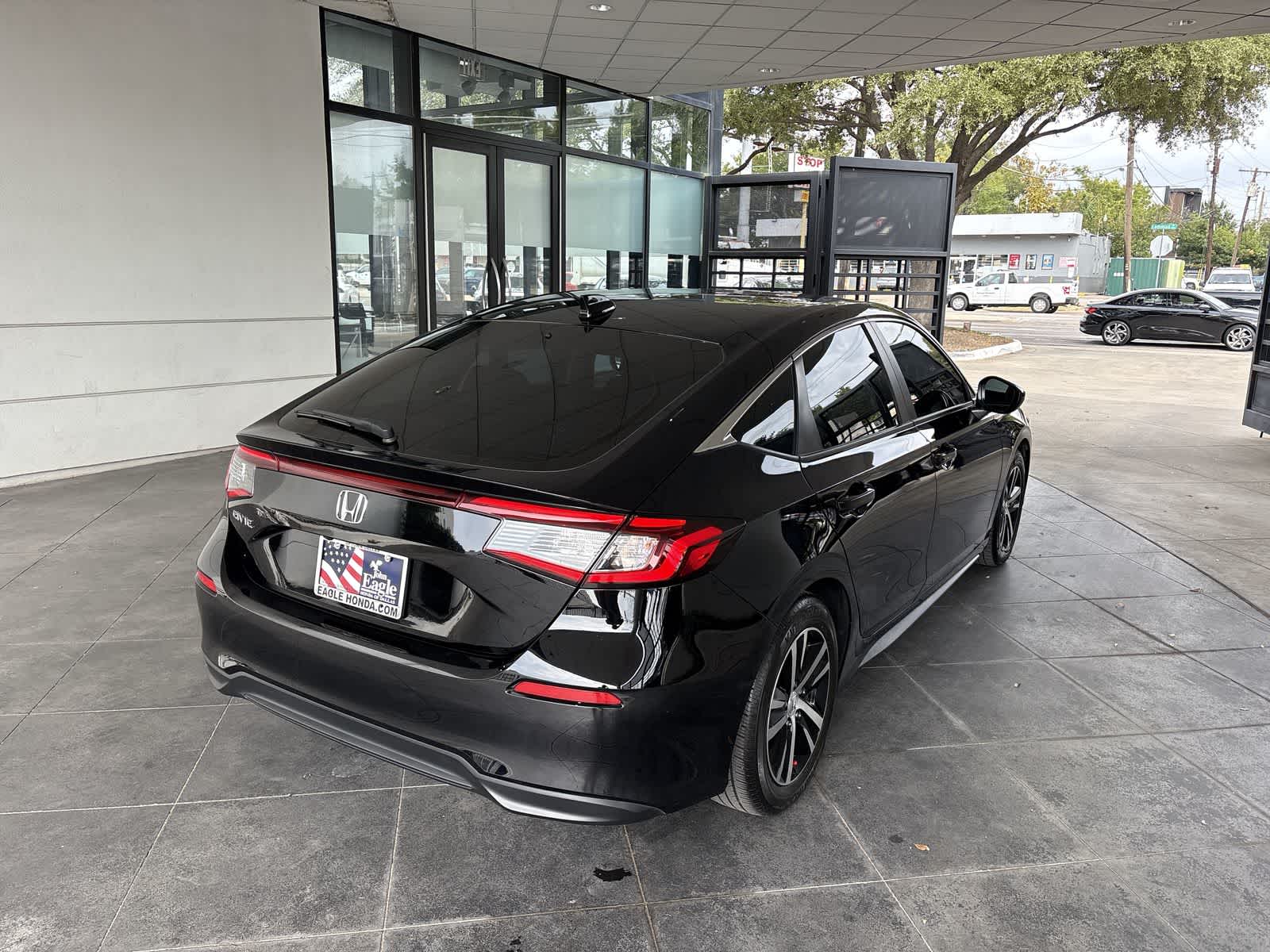 Thumbnail: 2024 Honda Civic - 24