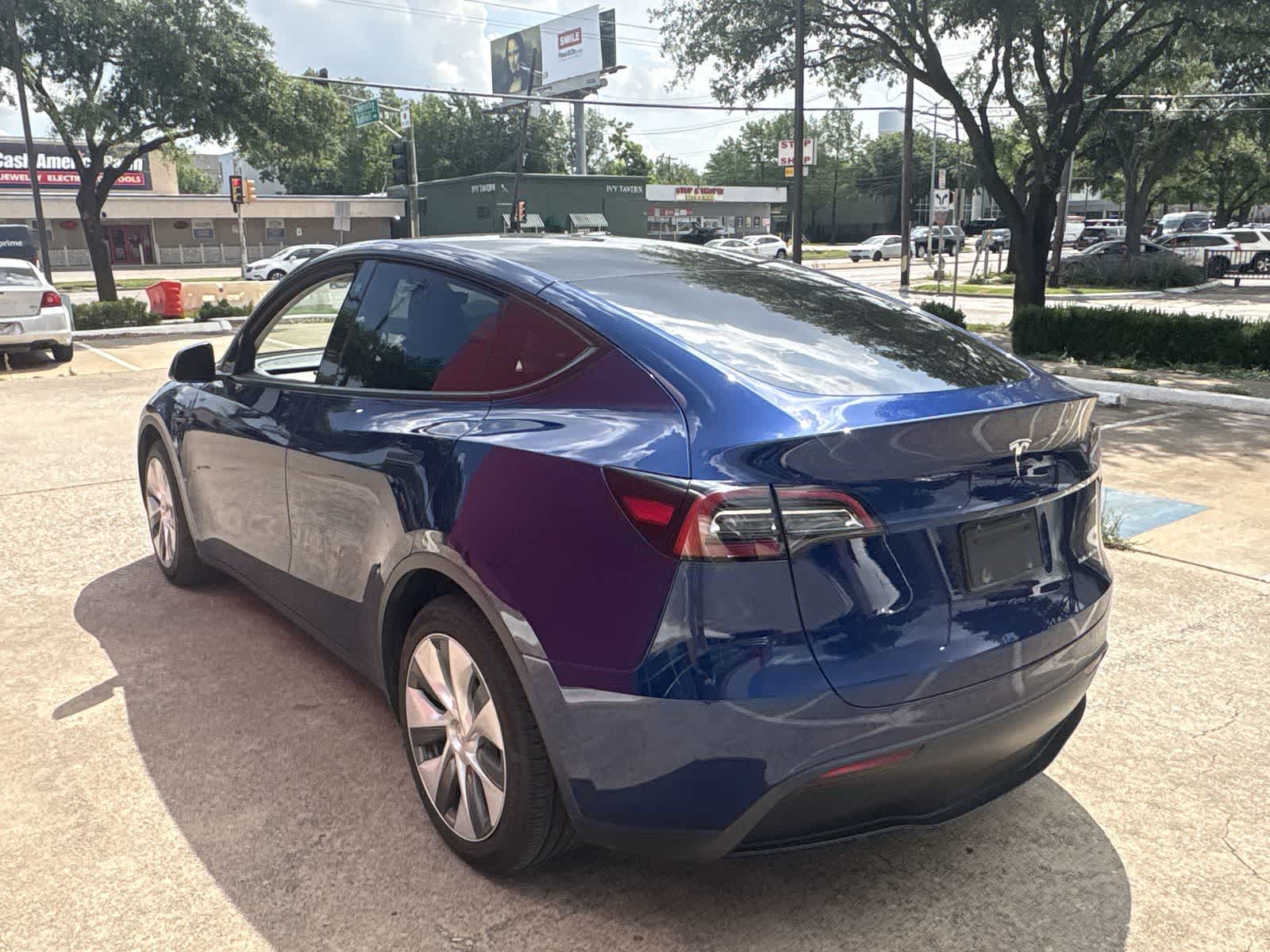 Thumbnail: 2022 Tesla Model Y - 3