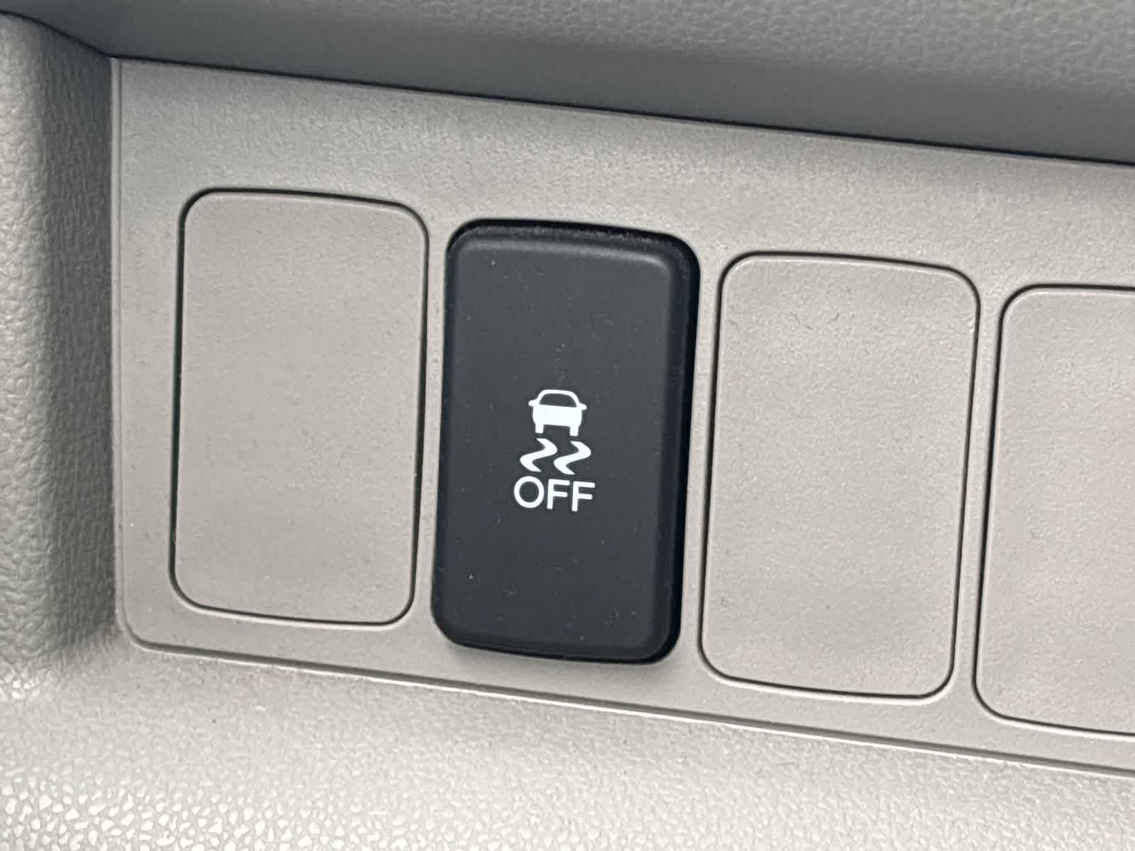 Thumbnail: 2013 Honda Pilot - 14