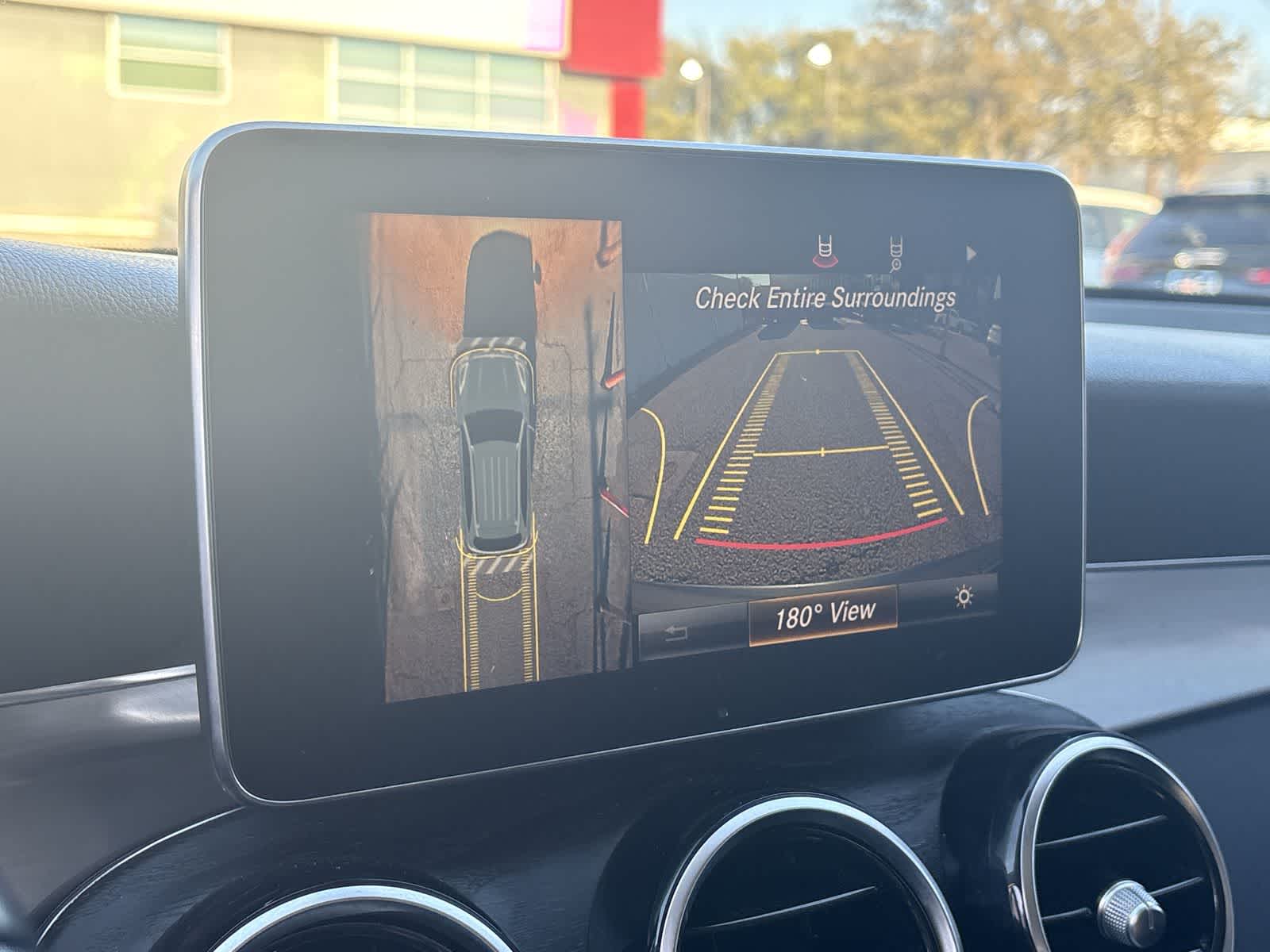 Thumbnail: 2019 Mercedes-Benz GLC - 30