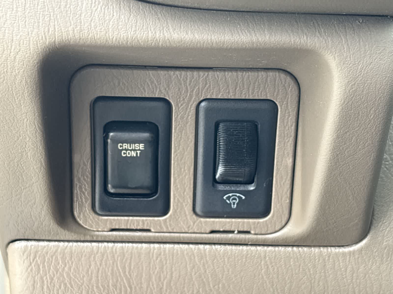 Thumbnail: 1998 Nissan Frontier - 28