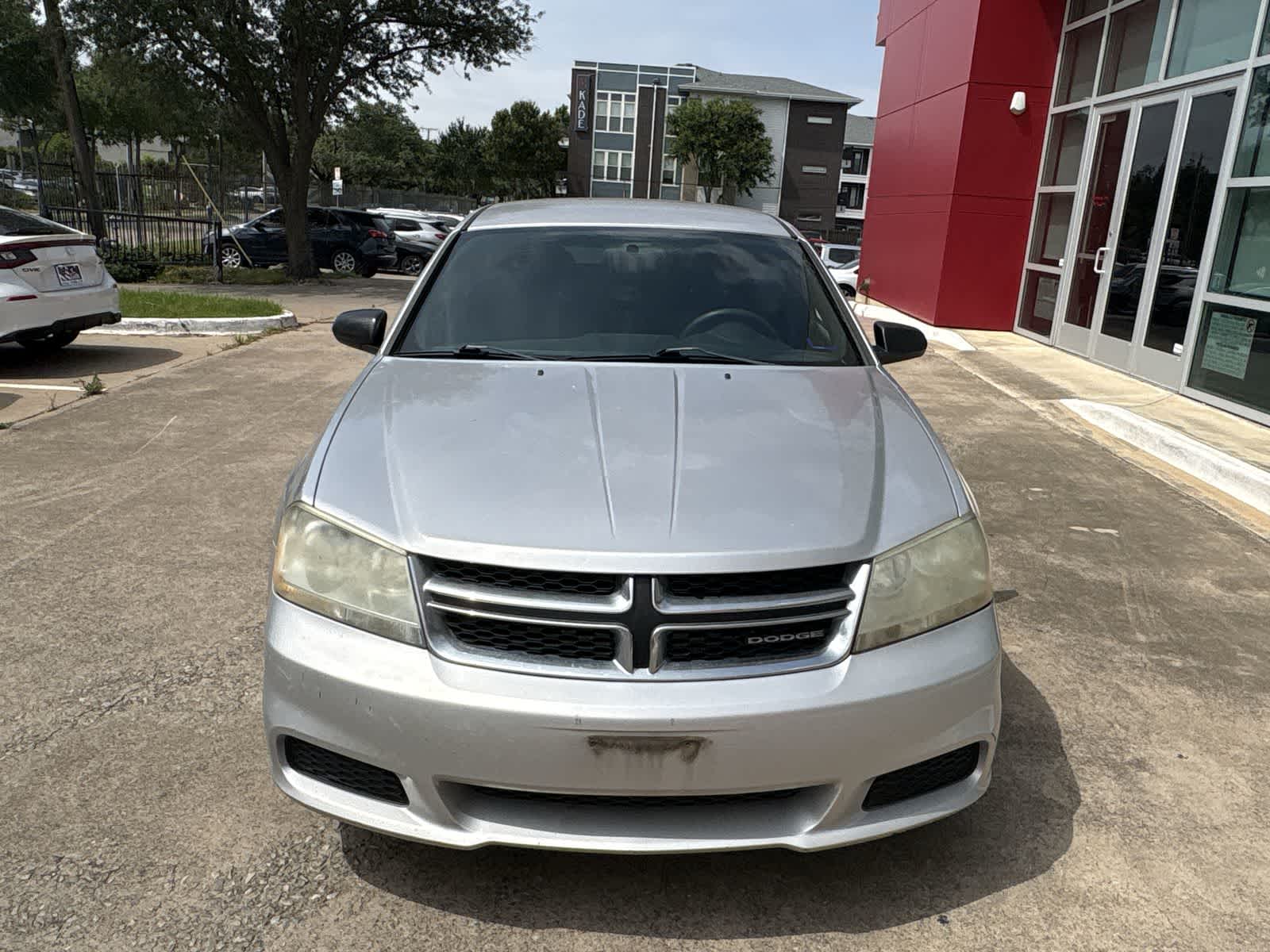 Thumbnail: 2011 Dodge Avenger - 8