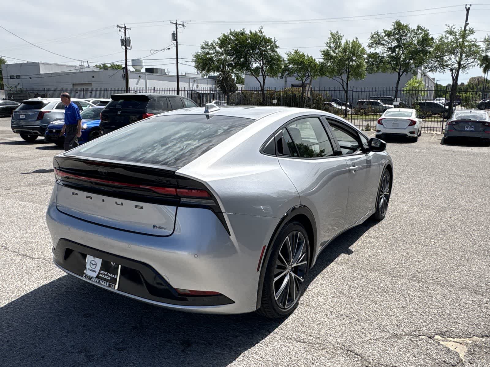 Thumbnail: 2025 Toyota Prius - 6