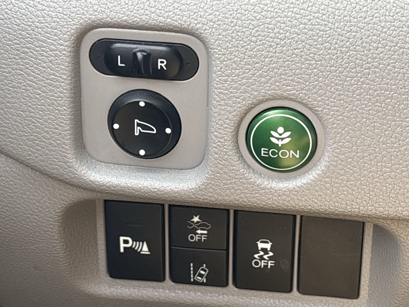 Thumbnail: 2020 Honda Pilot - 23