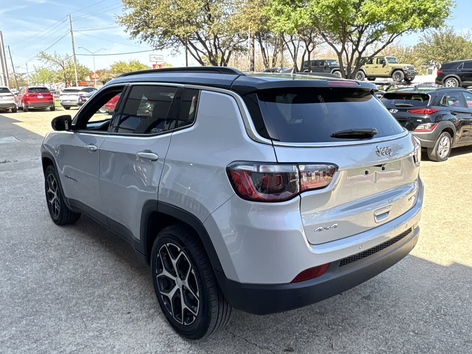 Thumbnail: 2024 Jeep Compass - 4