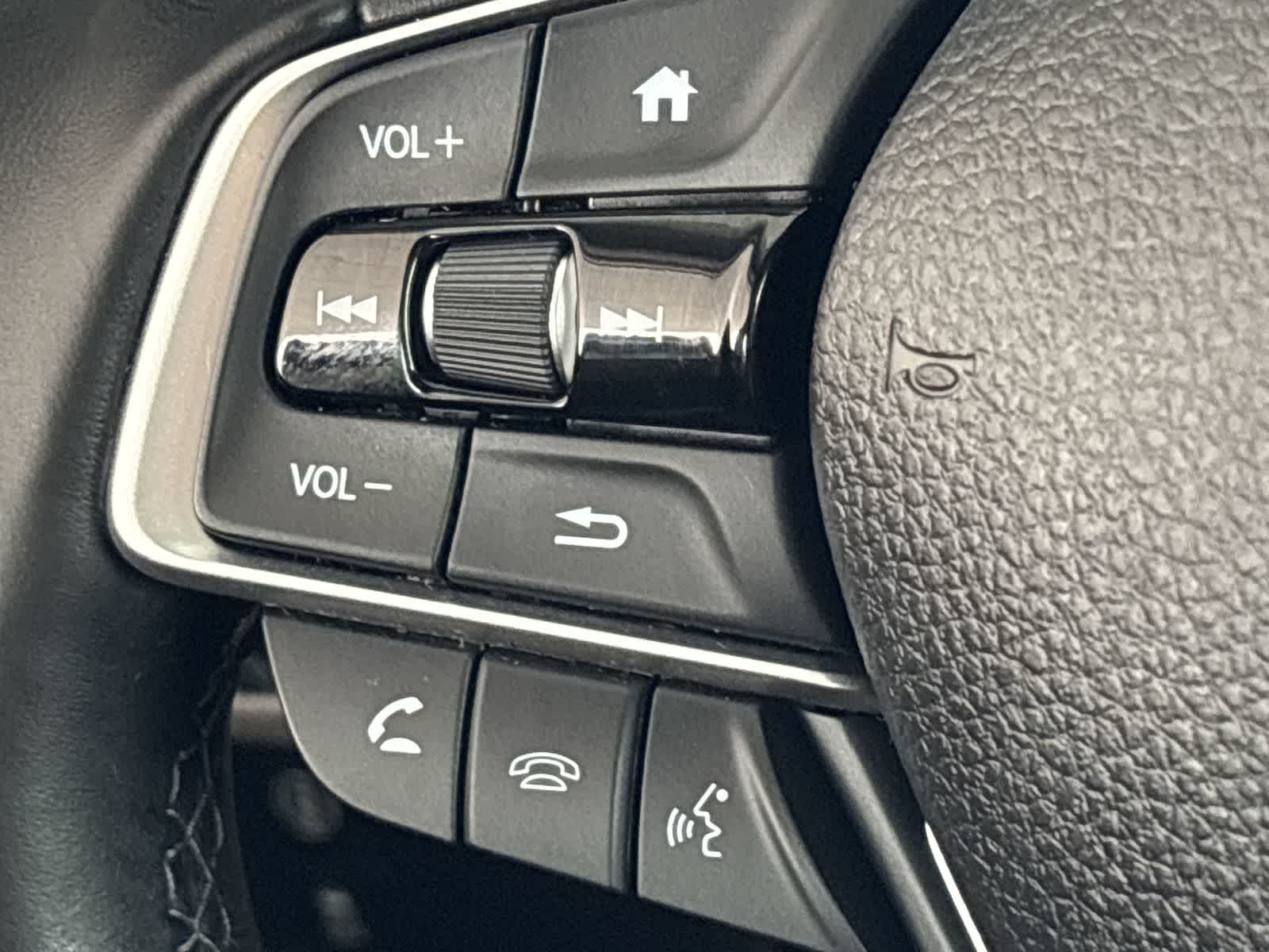 Thumbnail: 2018 Honda Accord - 32