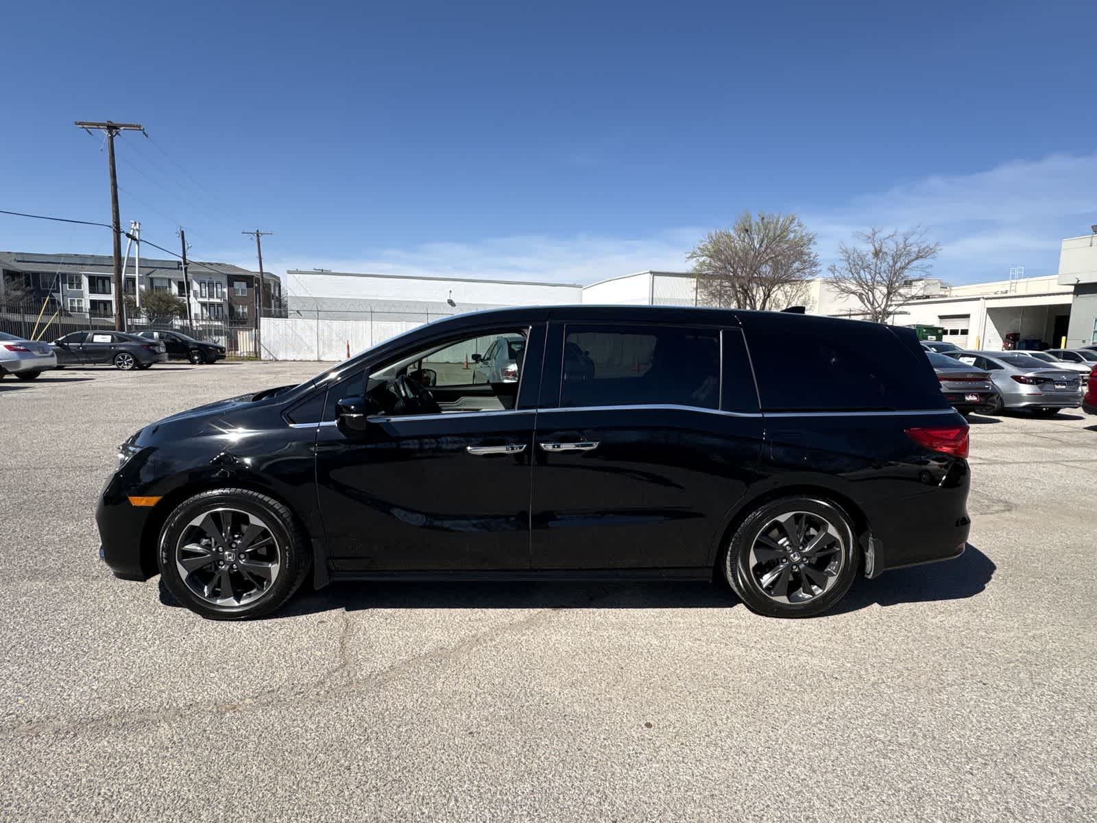 Thumbnail: 2022 Honda Odyssey - 11