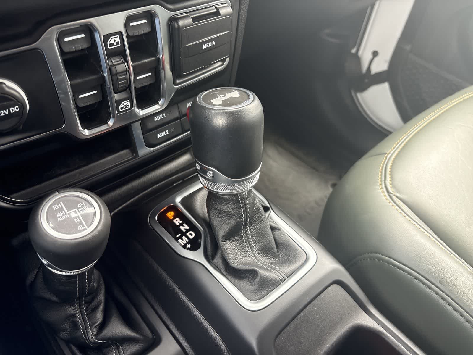 Thumbnail: 2024 Jeep Wrangler - 20