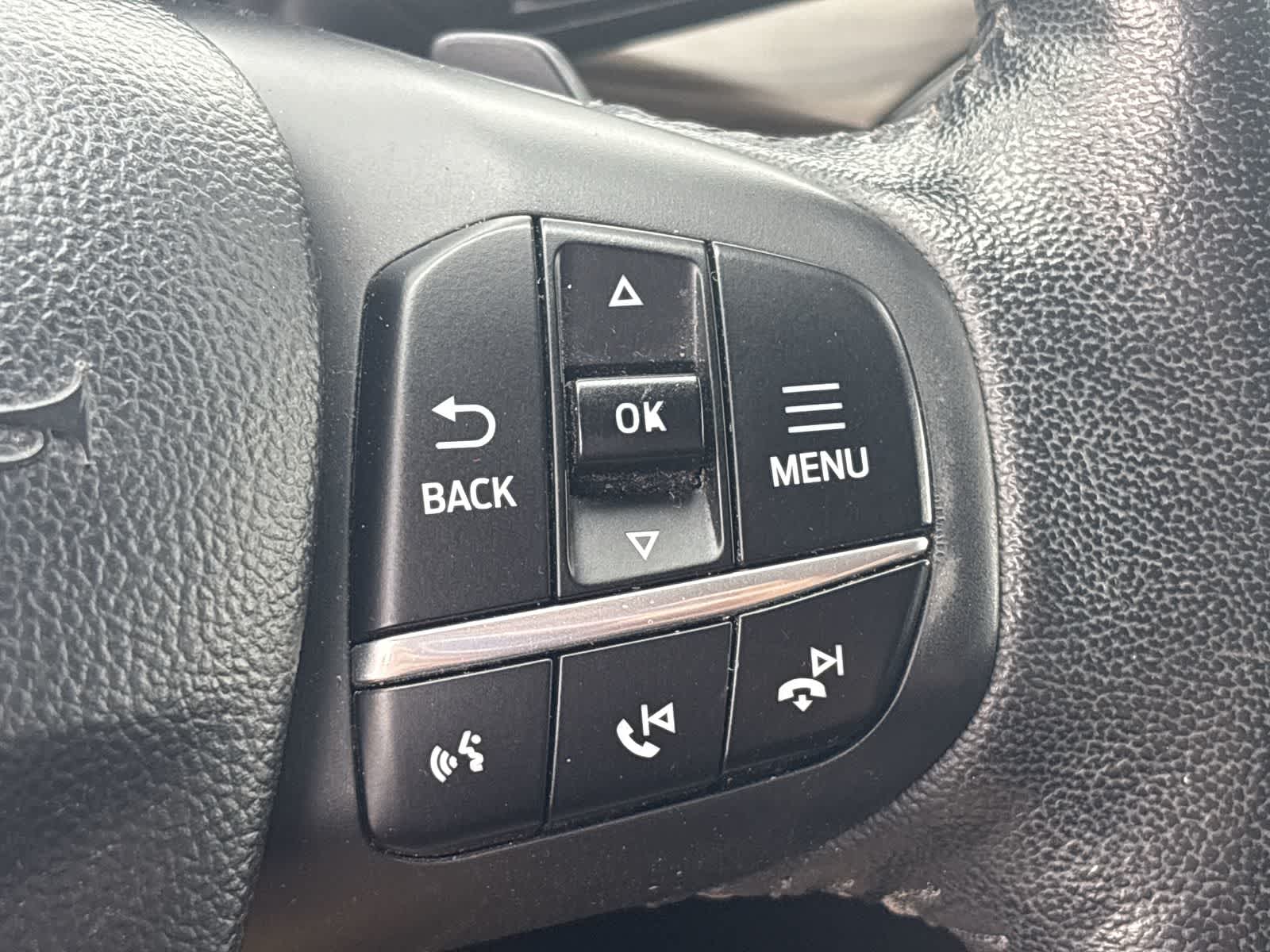 Thumbnail: 2020 Ford Escape - 25