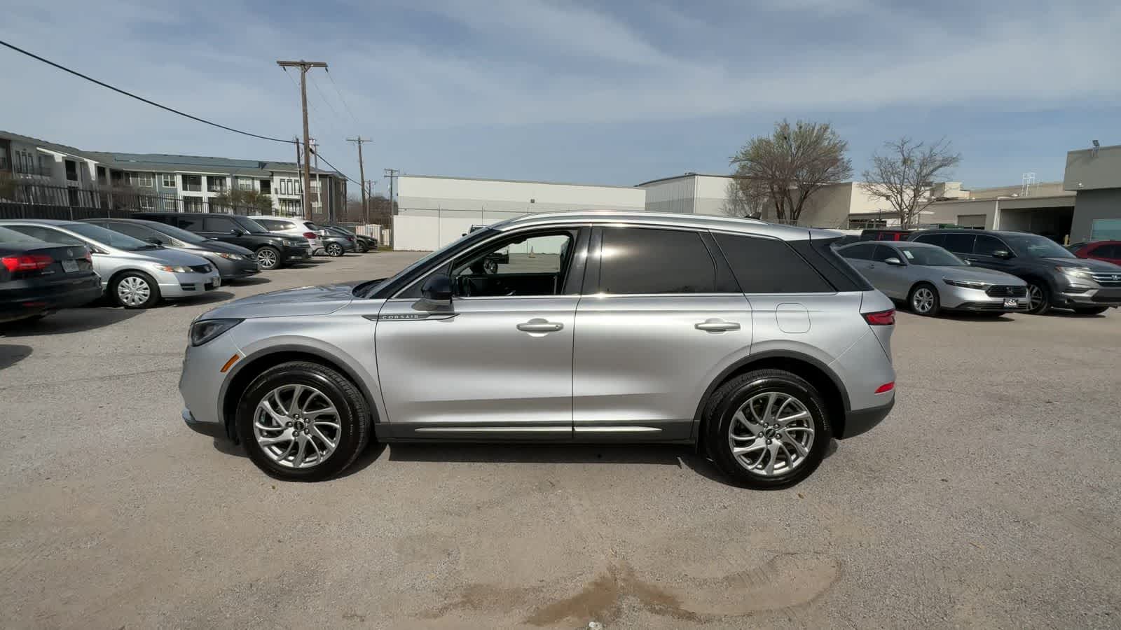 Thumbnail: 2020 Lincoln Corsair - 5