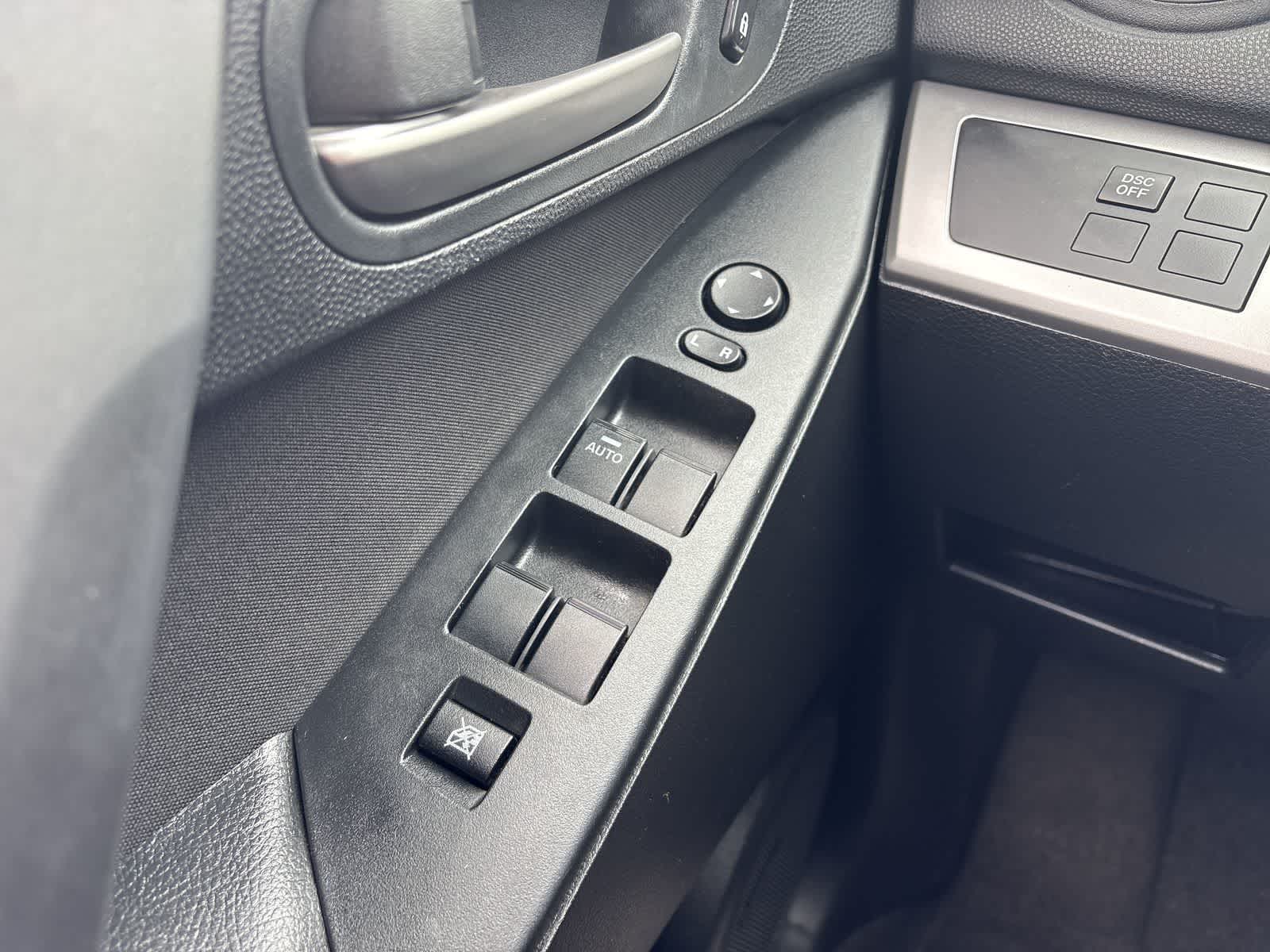 Thumbnail: 2011 Mazda Mazda3 - 34