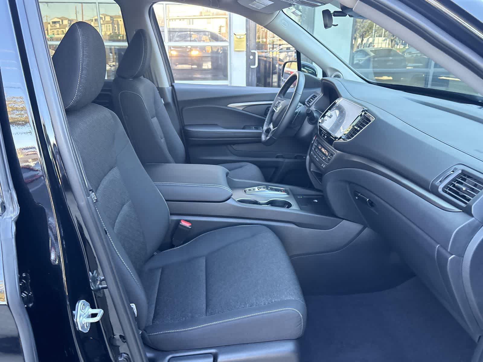 Thumbnail: 2025 Honda Ridgeline - 25