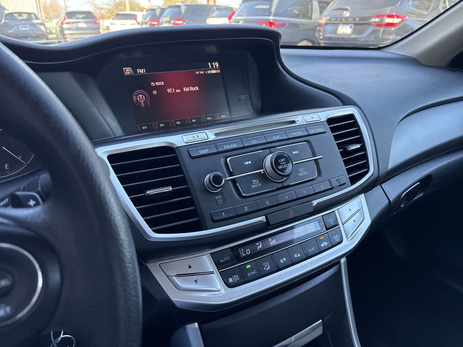 Thumbnail: 2015 Honda Accord - 14