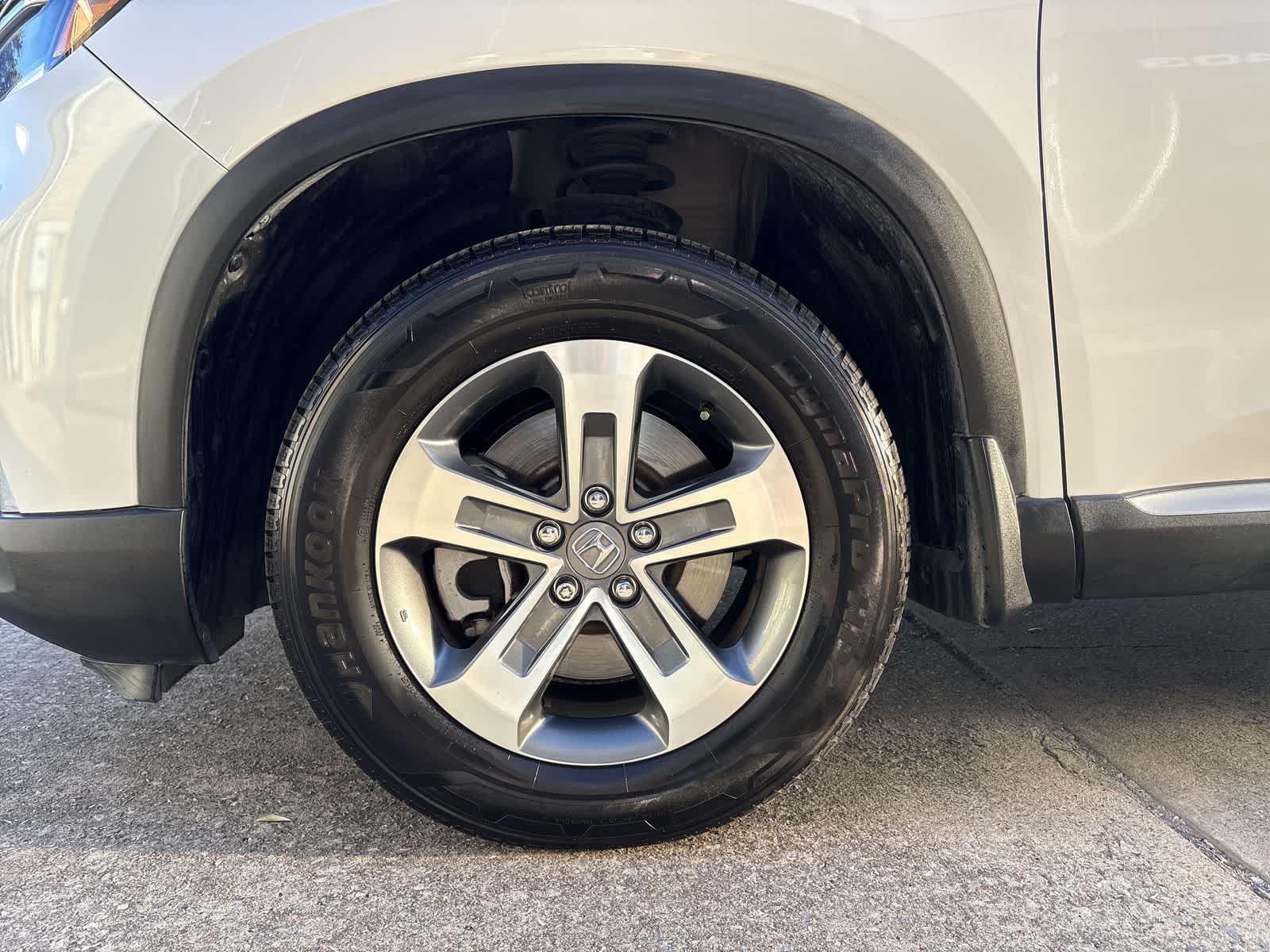 Thumbnail: 2023 Honda Pilot - 8