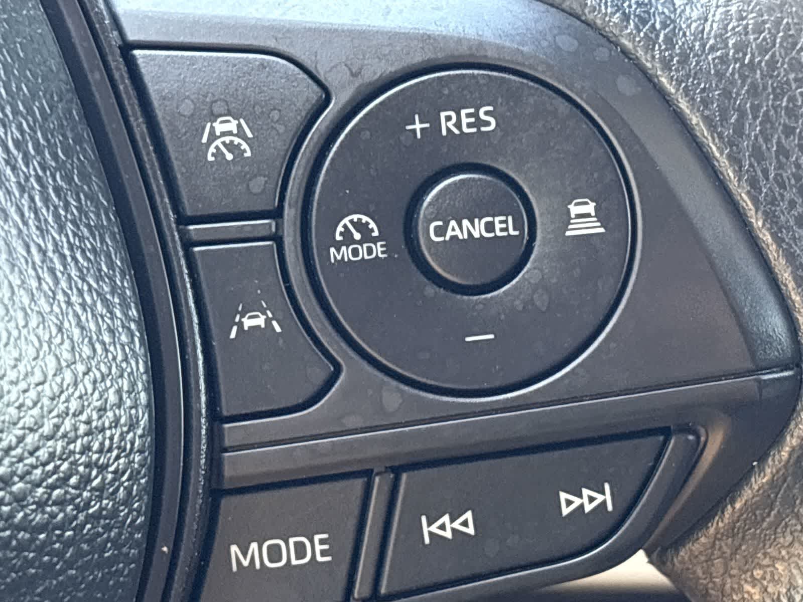 Thumbnail: 2025 Toyota Corolla - 31