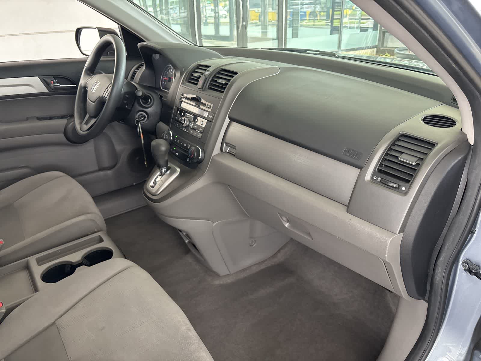 2011 Honda CR-V SE 31