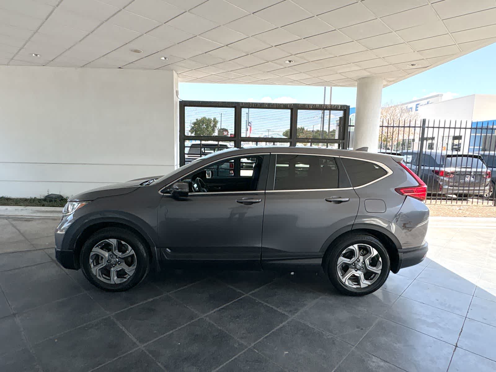 Thumbnail: 2018 Honda CR-V - 3