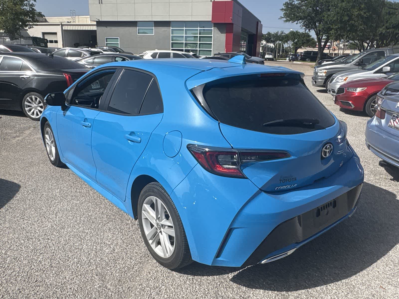 Thumbnail: 2022 Toyota Corolla - 3