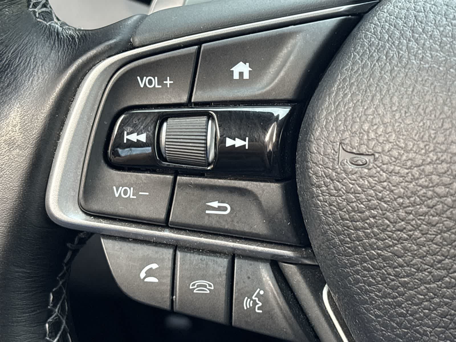 Thumbnail: 2020 Honda Insight - 33