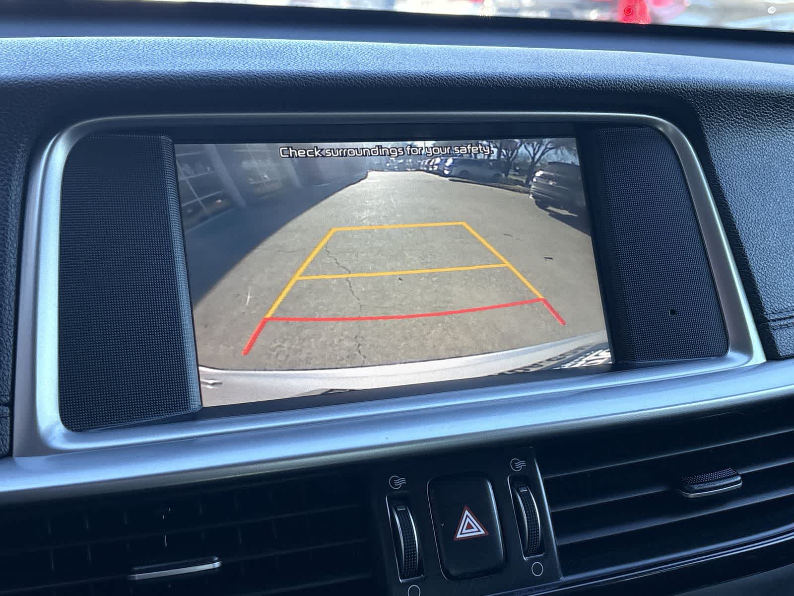 Thumbnail: 2019 Kia Optima - 26