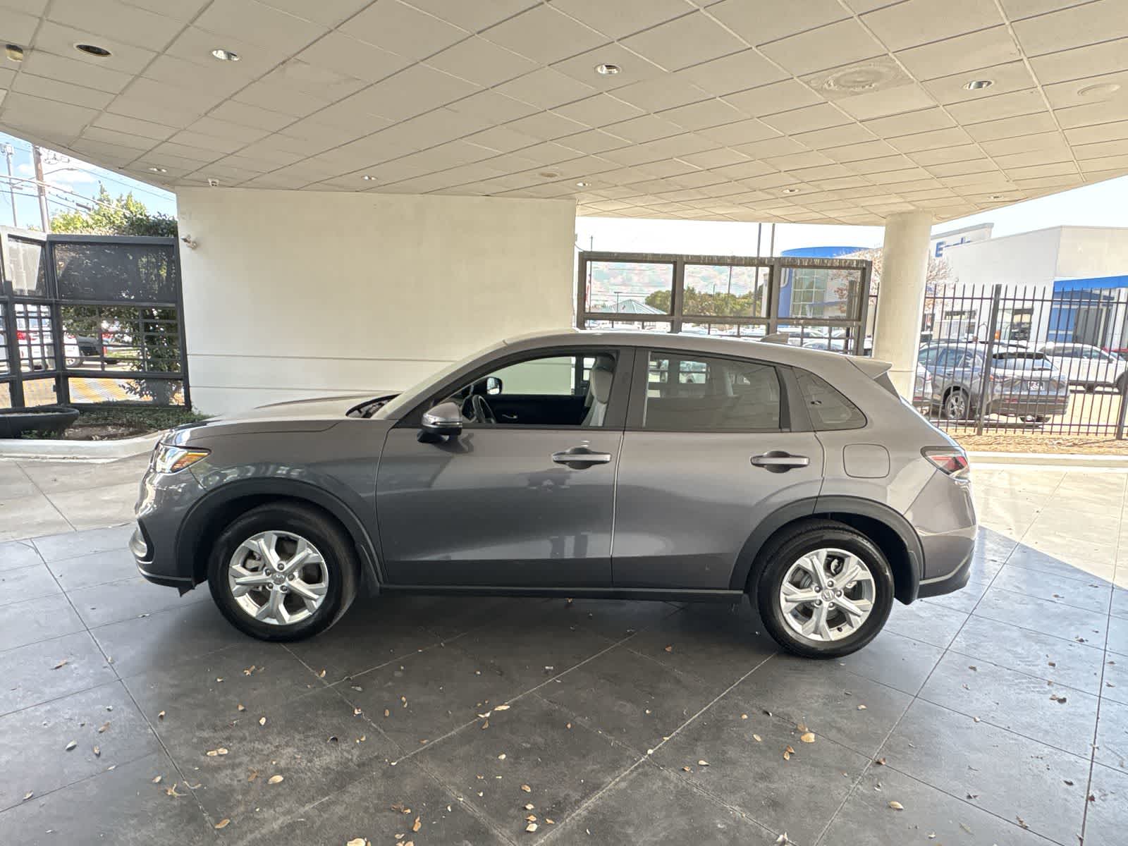 Thumbnail: 2023 Honda HR-V - 3