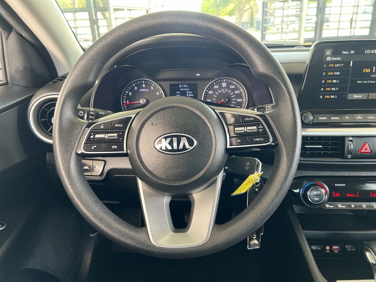 Thumbnail: 2019 Kia Forte - 16