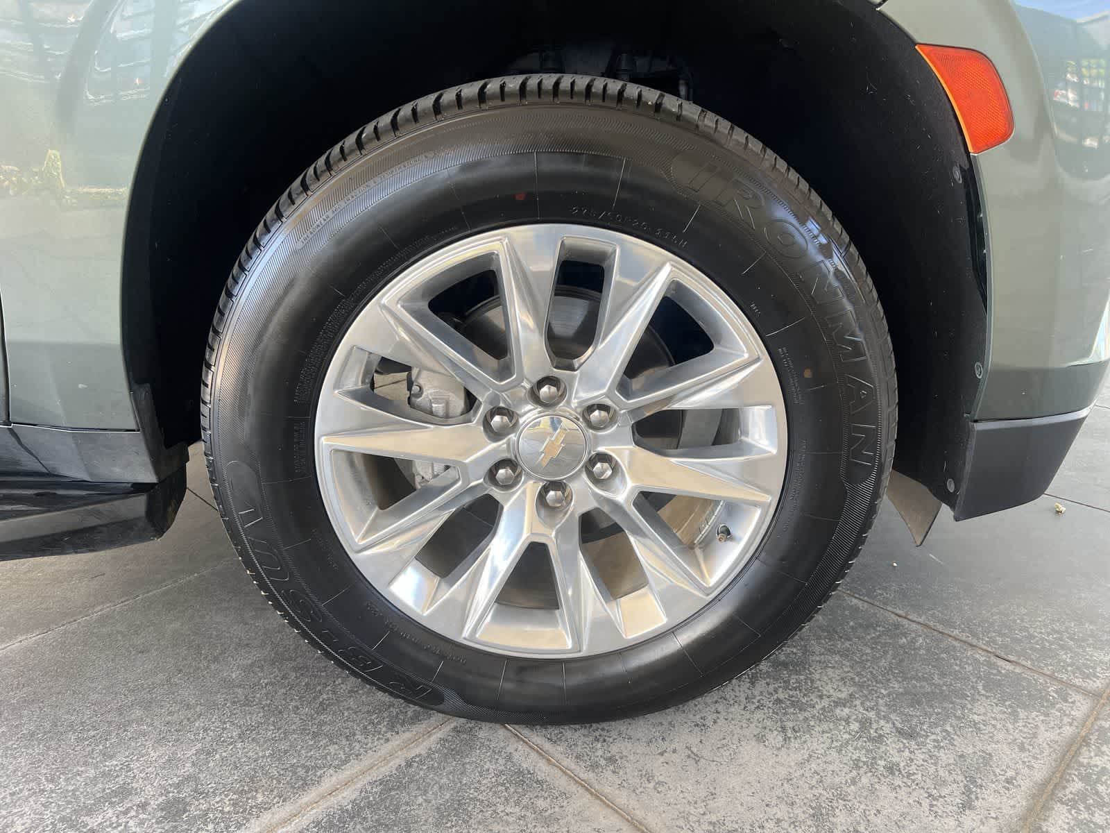 Thumbnail: 2023 Chevrolet Suburban - 8