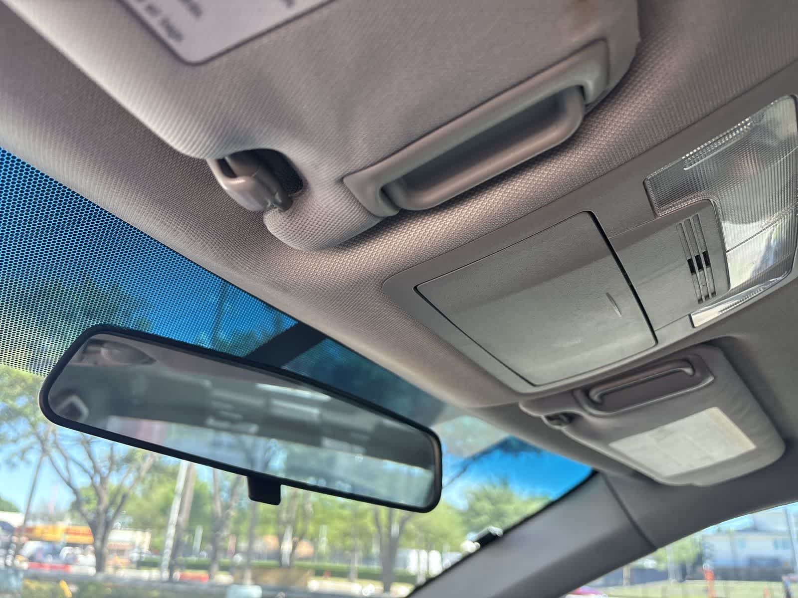 Thumbnail: 2015 Toyota Camry - 36