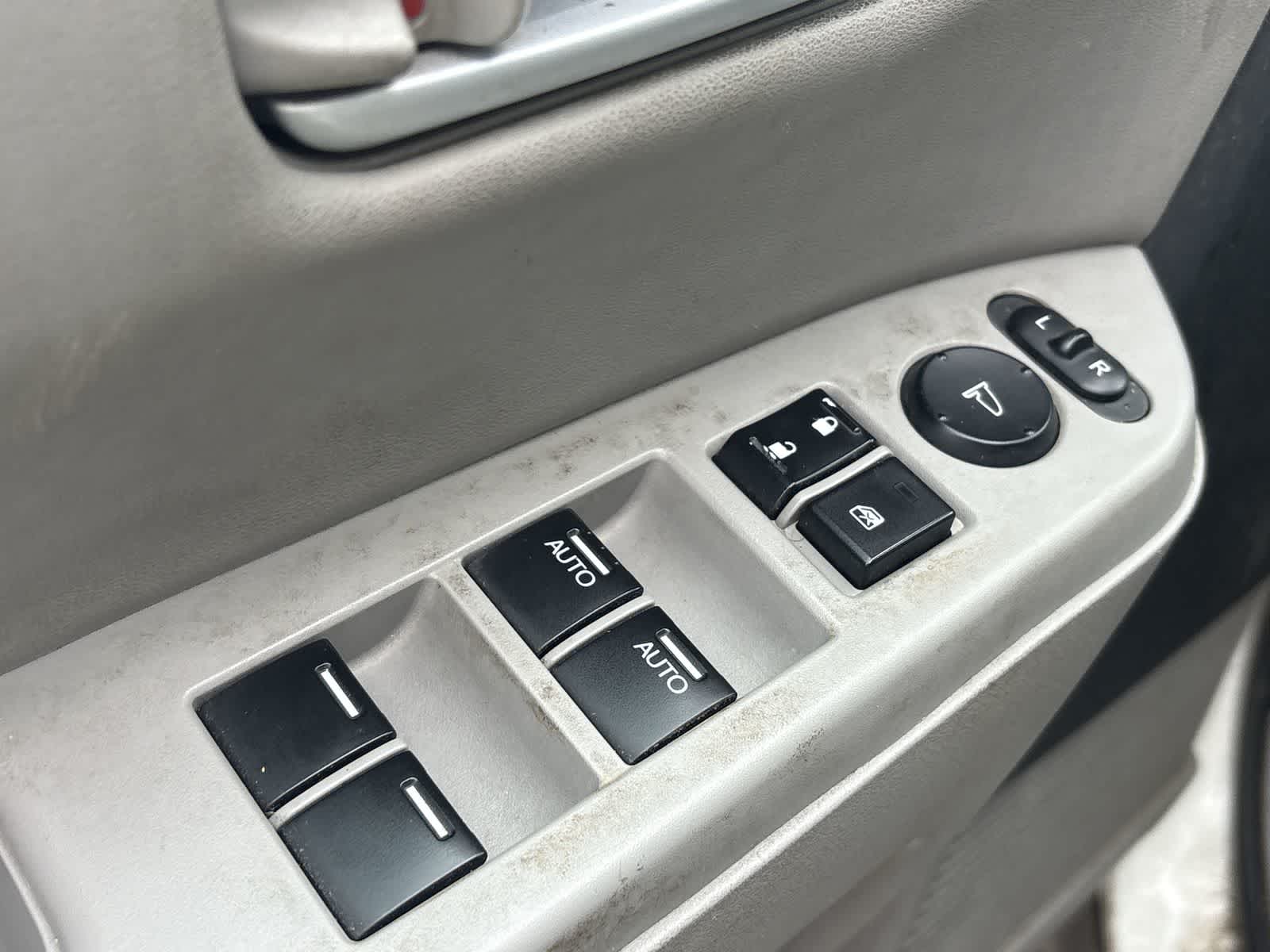 Thumbnail: 2014 Honda Pilot - 15