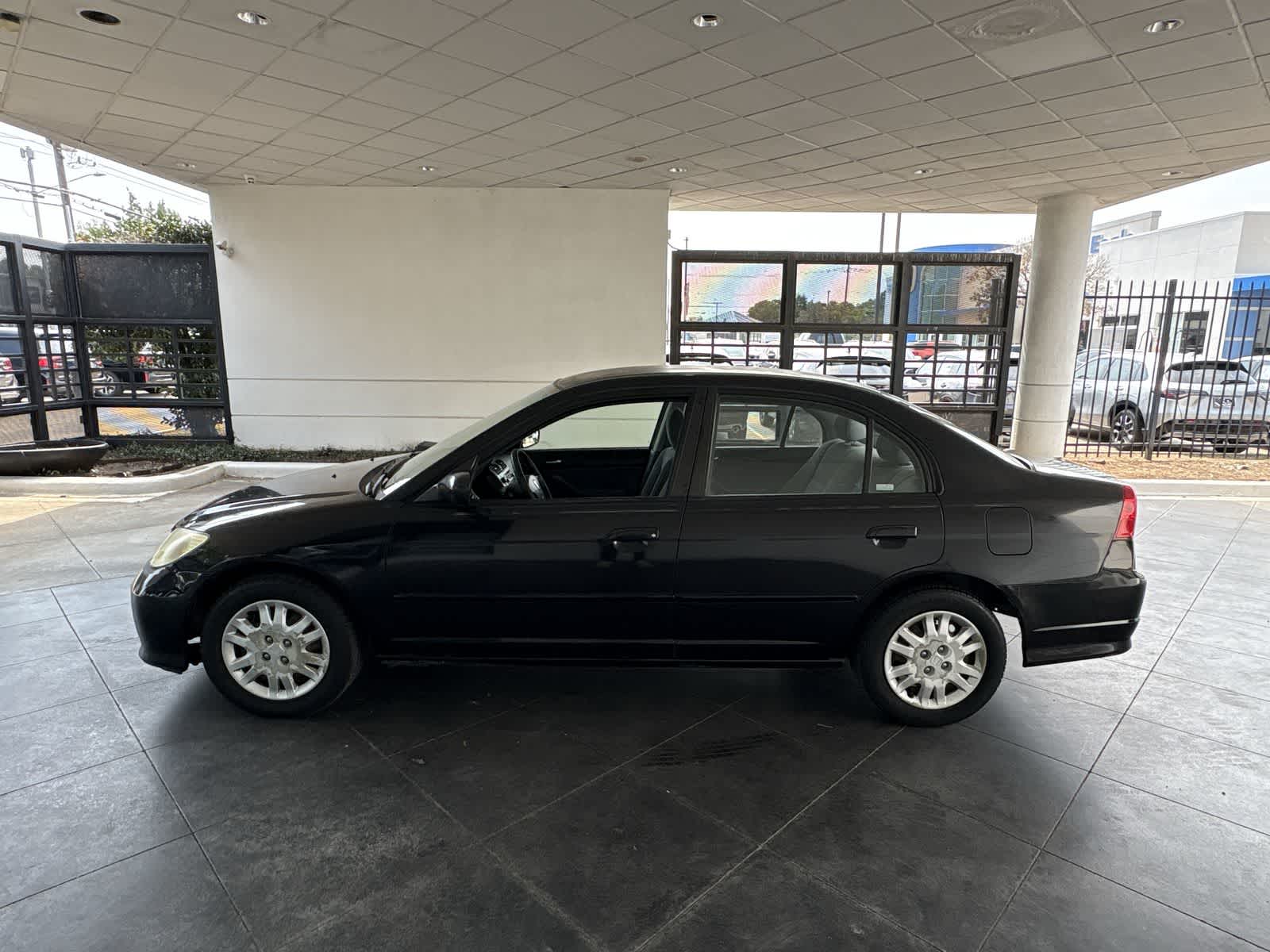 Thumbnail: 2005 Honda Civic - 3