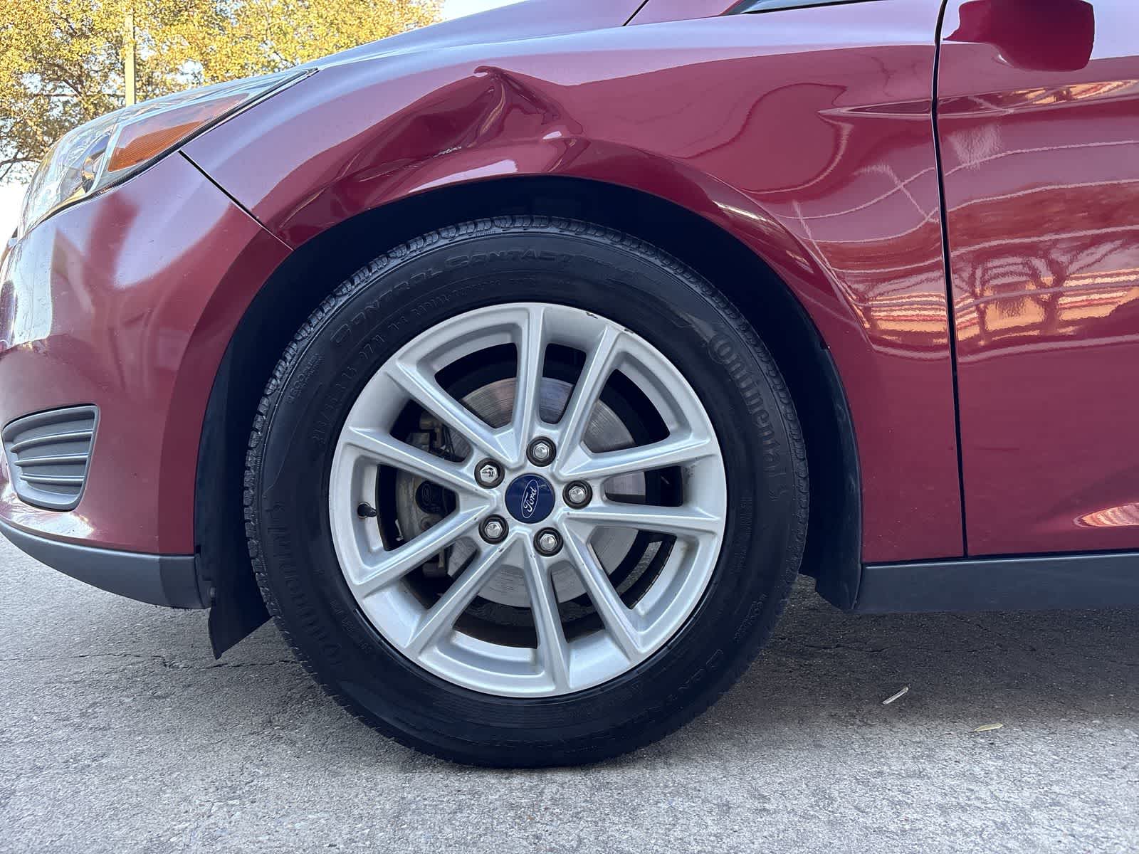 Thumbnail: 2017 Ford Focus - 16