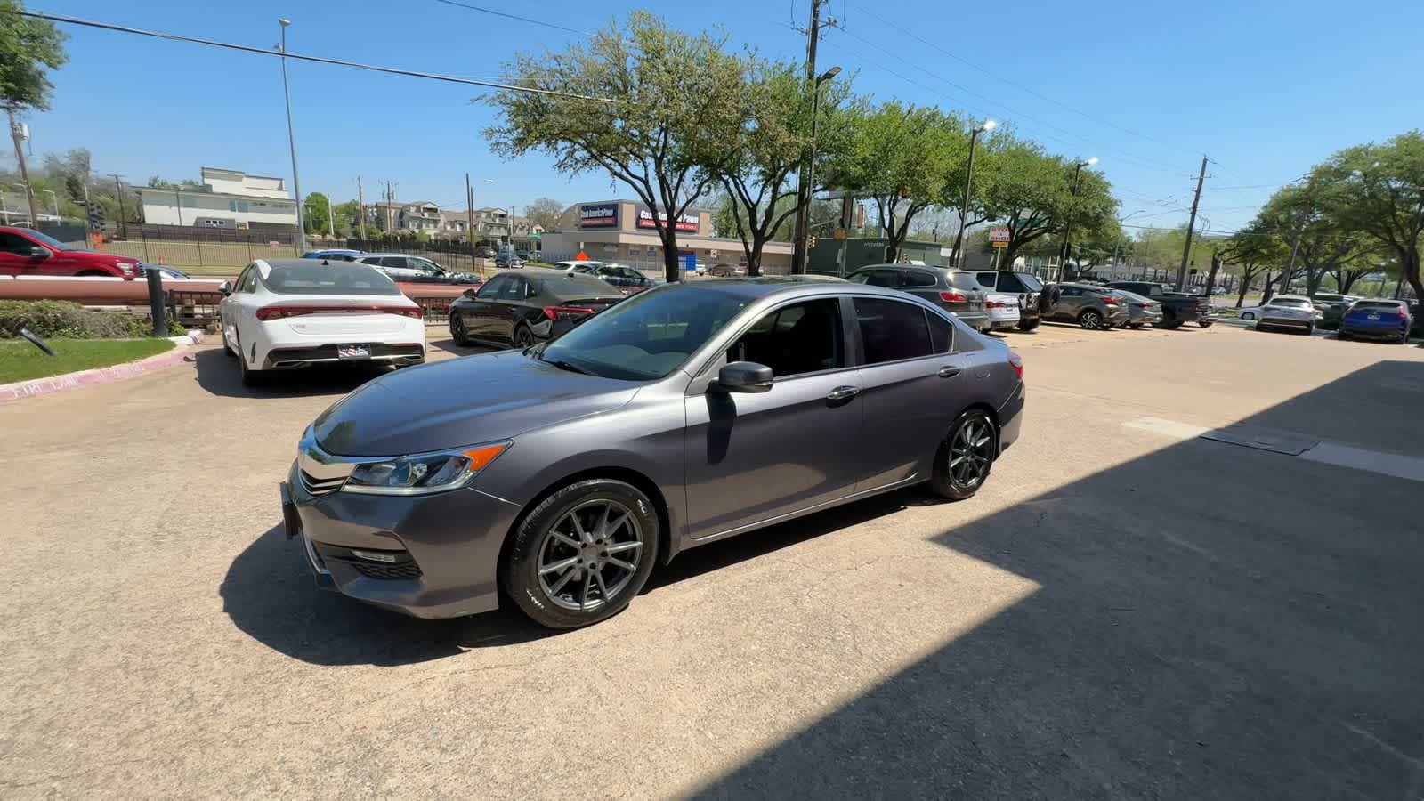 Thumbnail: 2016 Honda Accord - 5