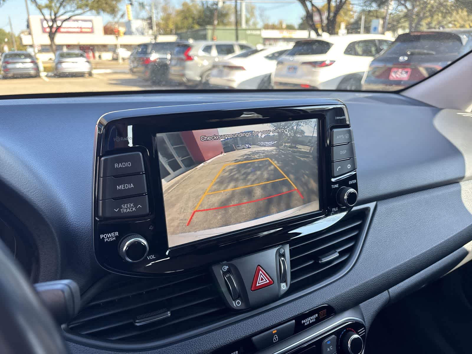 Thumbnail: 2018 Hyundai Elantra - 30