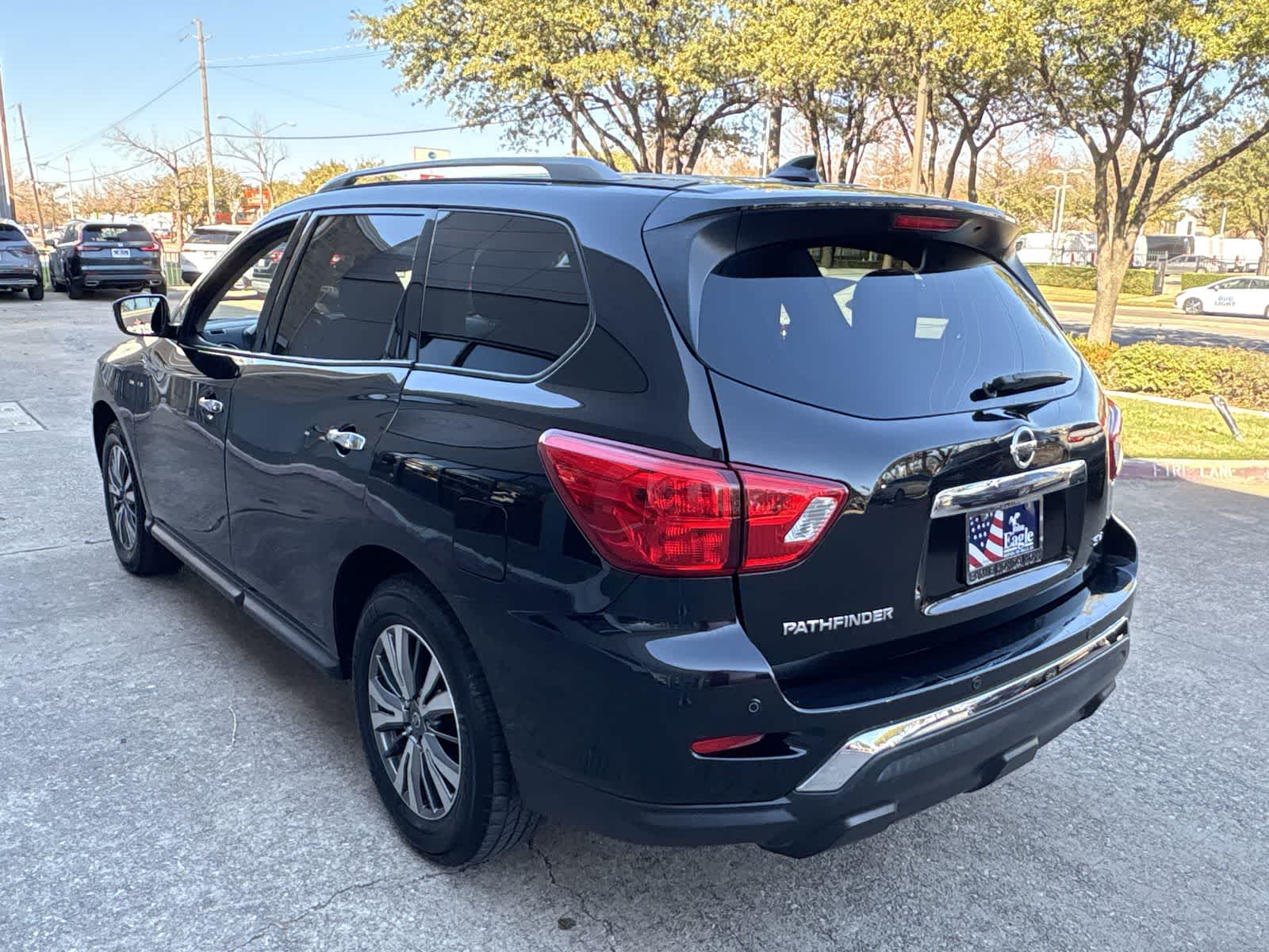 Thumbnail: 2020 Nissan Pathfinder - 4