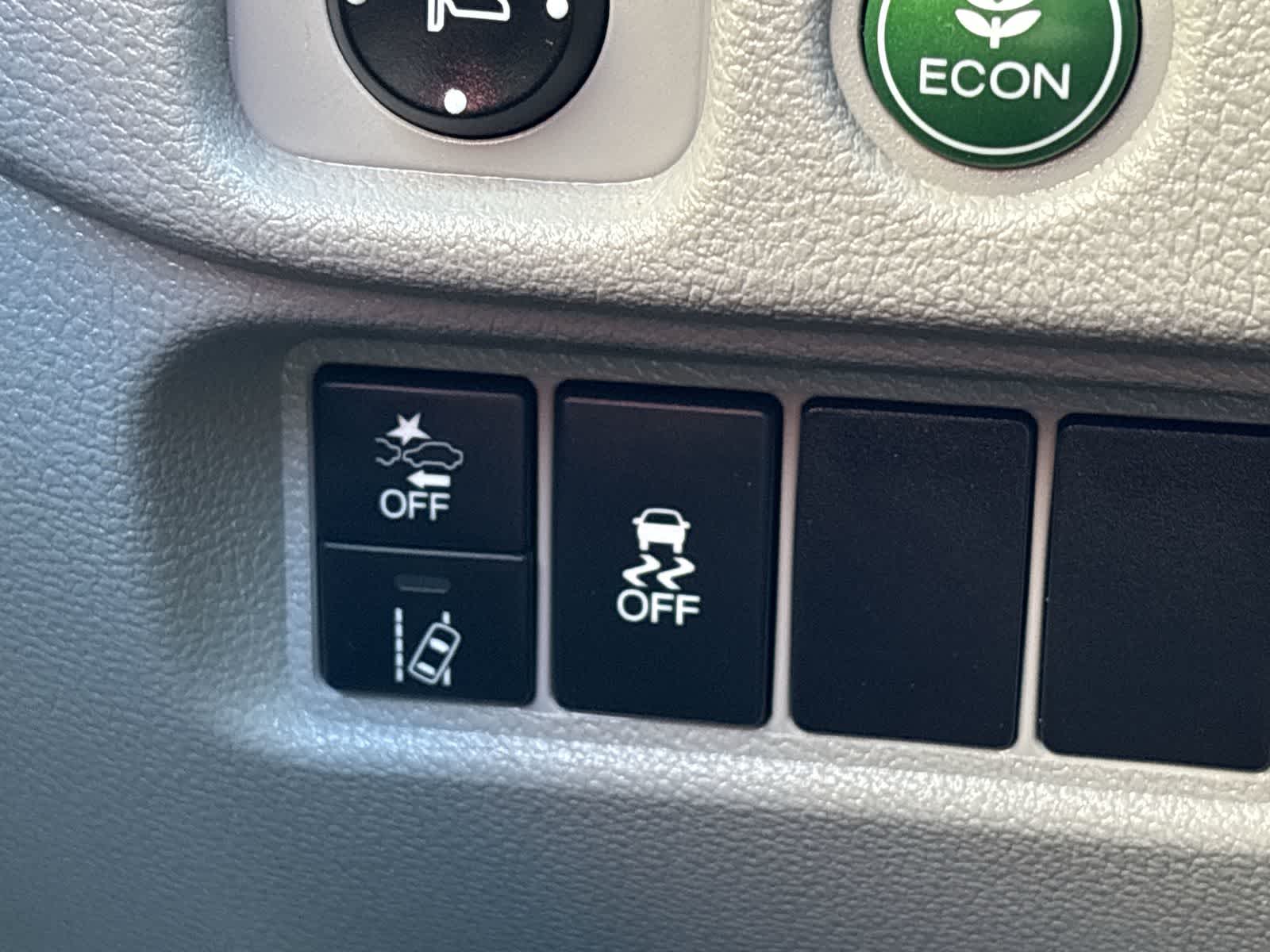 Thumbnail: 2019 Honda Pilot - 32