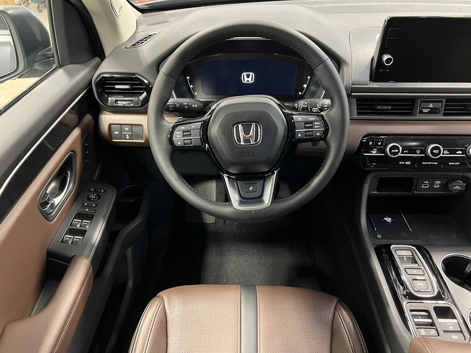Thumbnail: 2025 Honda Pilot - 18