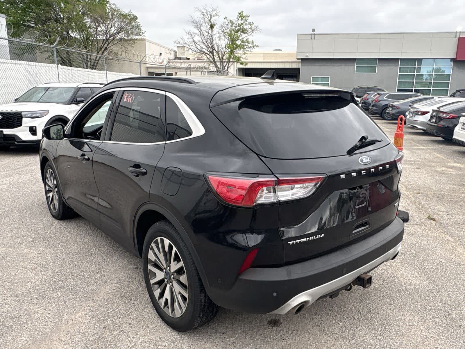 Thumbnail: 2020 Ford Escape - 4