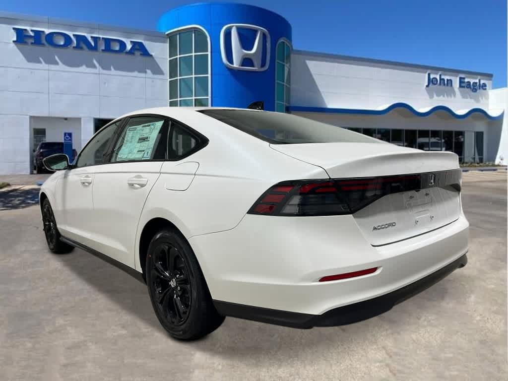 2025 Honda Accord SE photo 3