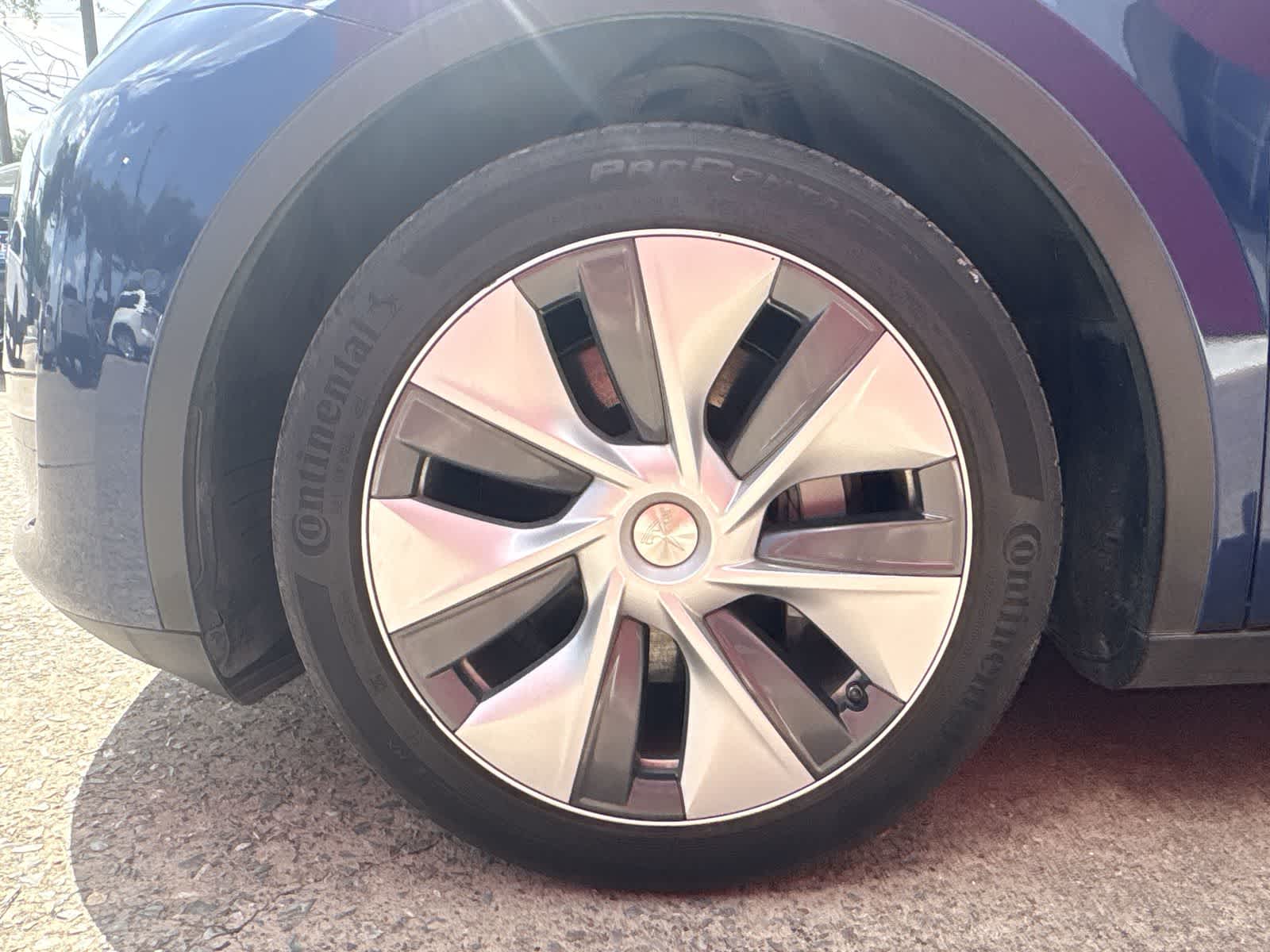 Thumbnail: 2022 Tesla Model Y - 11