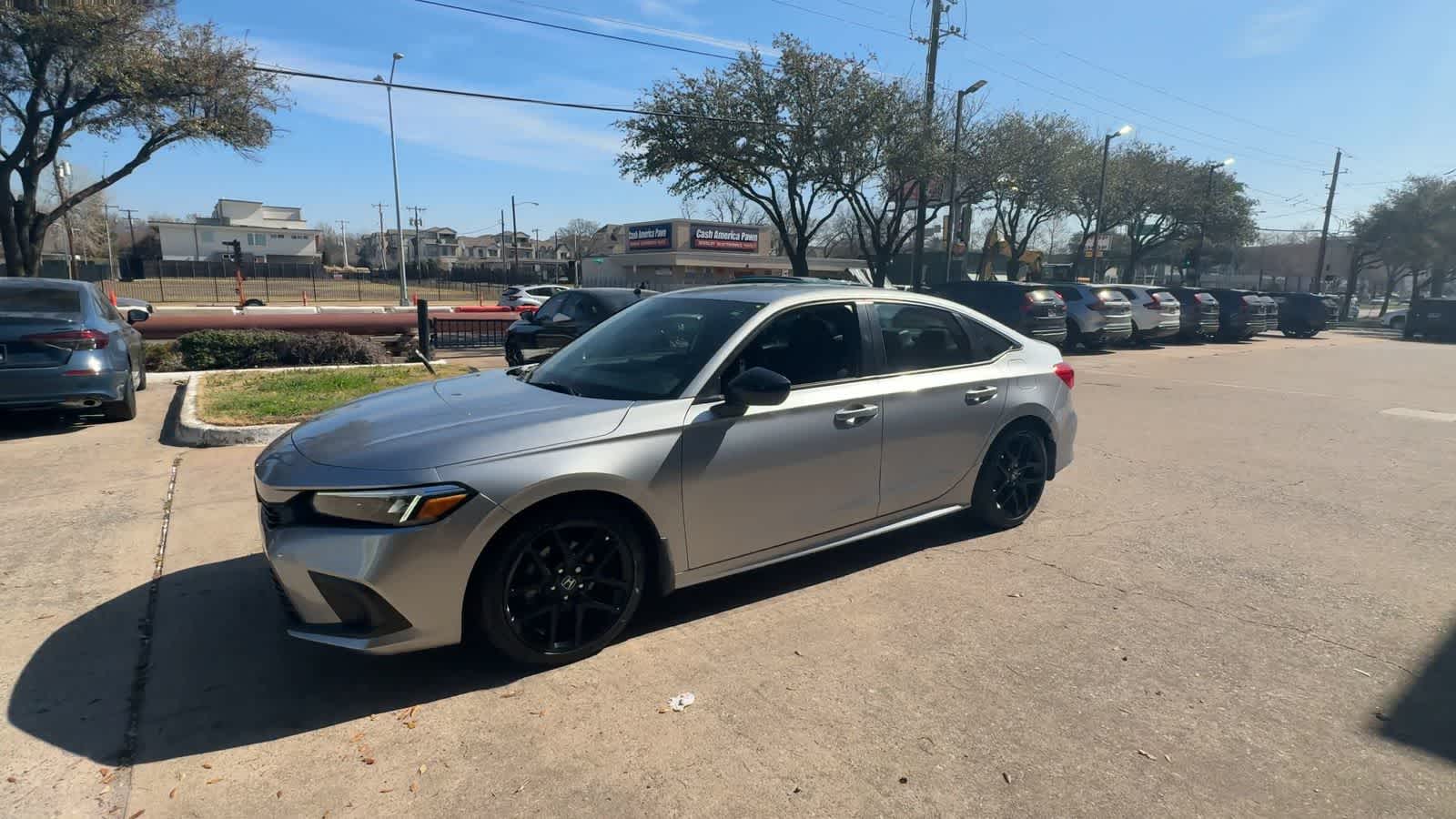 Thumbnail: 2023 Honda Civic - 4