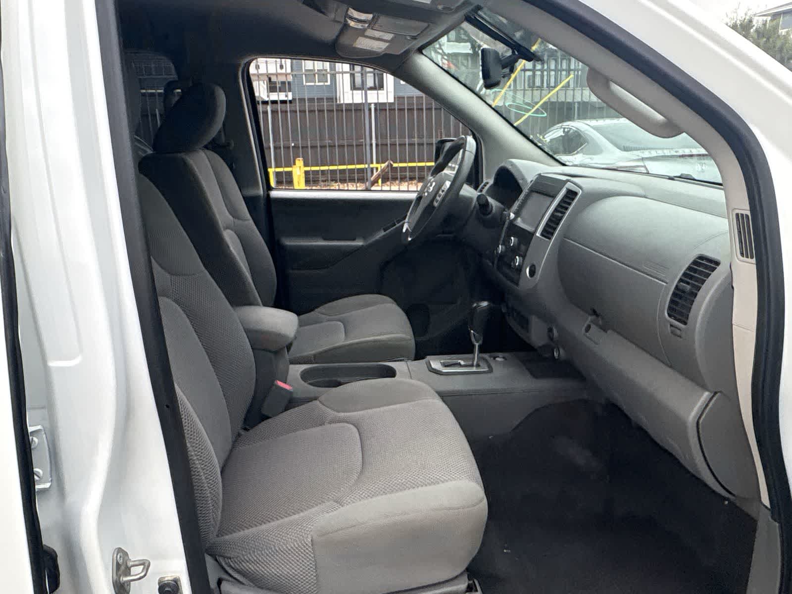 Thumbnail: 2020 Nissan Frontier - 17