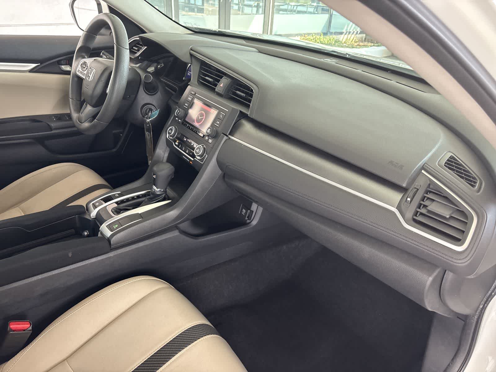 Thumbnail: 2016 Honda Civic - 21