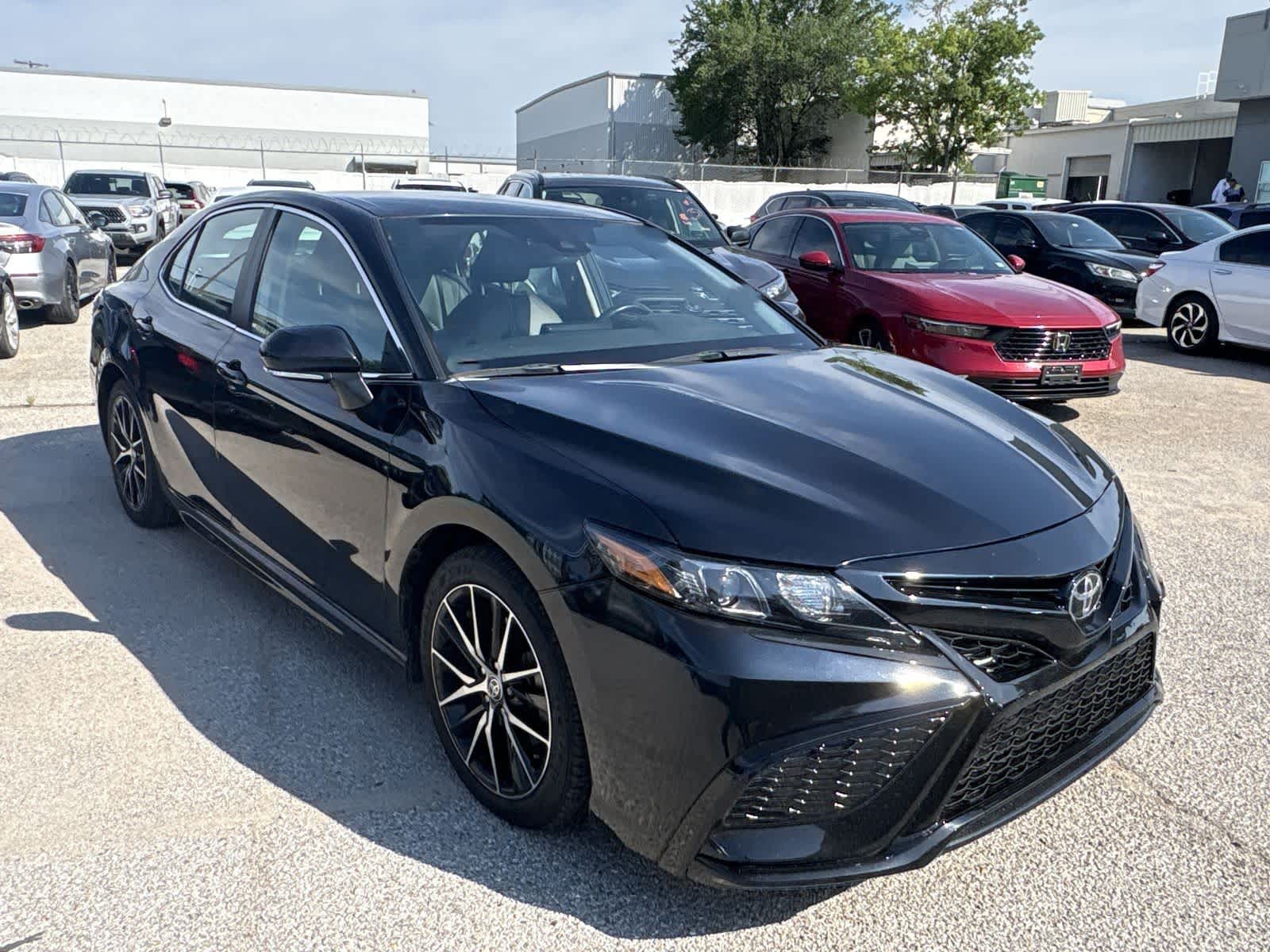 Thumbnail: 2023 Toyota Camry - 8