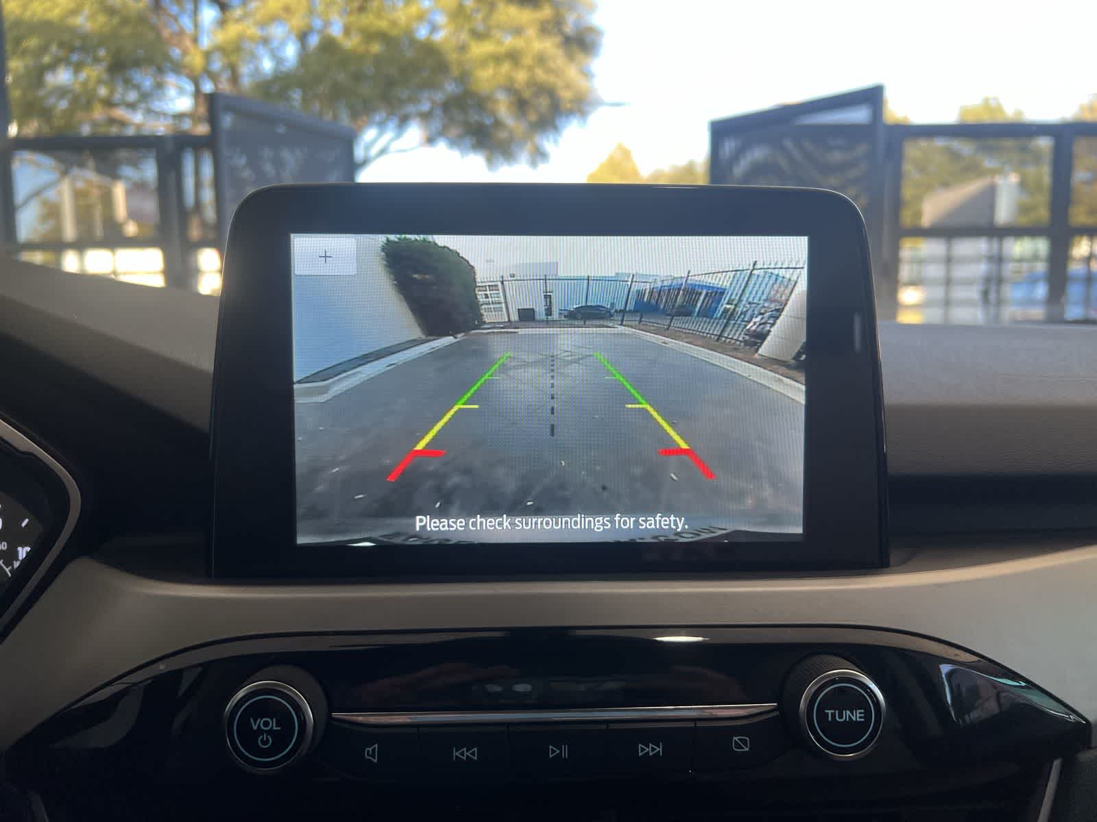 Thumbnail: 2022 Ford Escape - 22