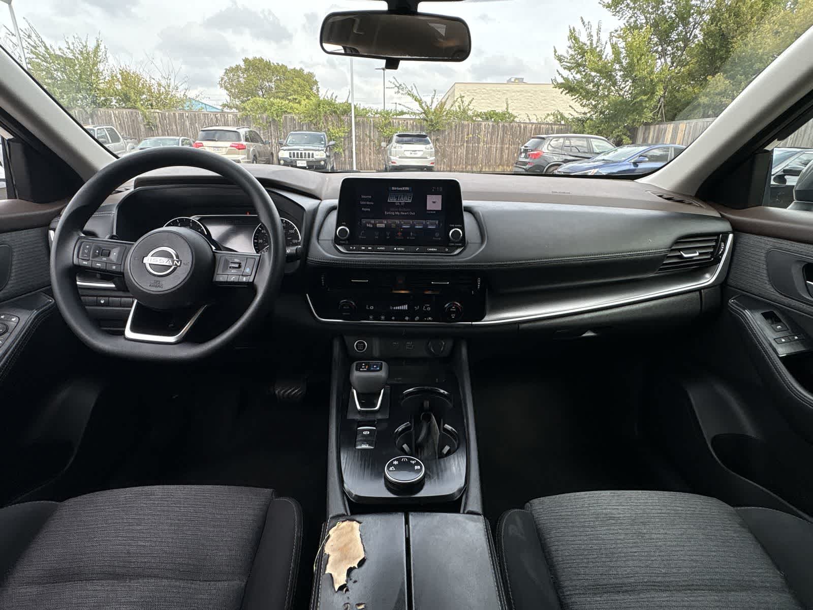 Thumbnail: 2022 Nissan Rogue - 9