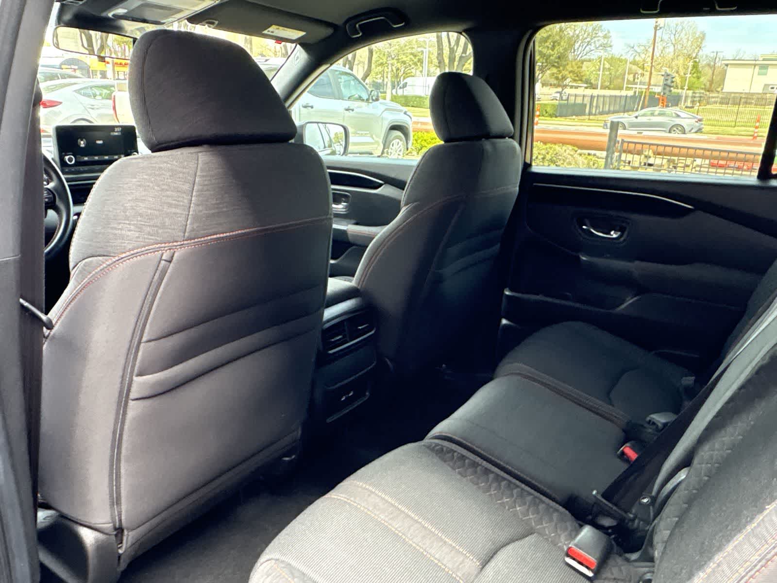 Thumbnail: 2023 Honda Pilot - 23